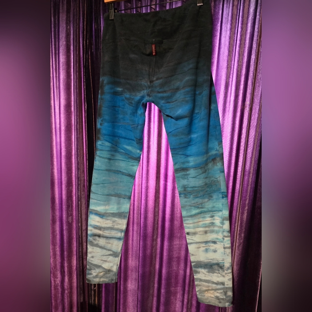 Blue and Black Ombre Leggings